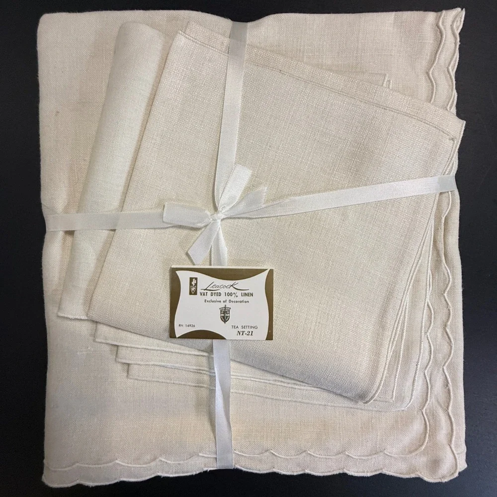 Leacock Tea Setting NT-21 Vintage Cream Linen Tablecloth and Napkins Set - Picture 1 of 9
